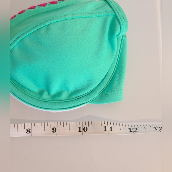 Cupshe Green Two Piece Bikini with Red Trim - Picture 6 of 13